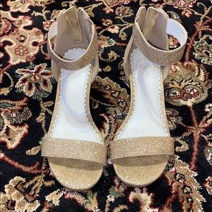 Little girls sandals